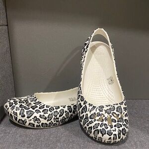 CROCS Women's Black and White Animal Print Flats